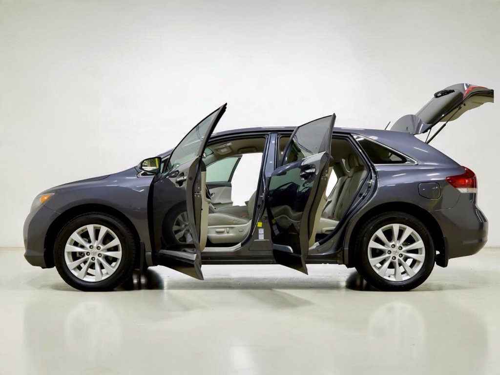 Used 2015 Toyota Venza XLE AWD/4WD image 7