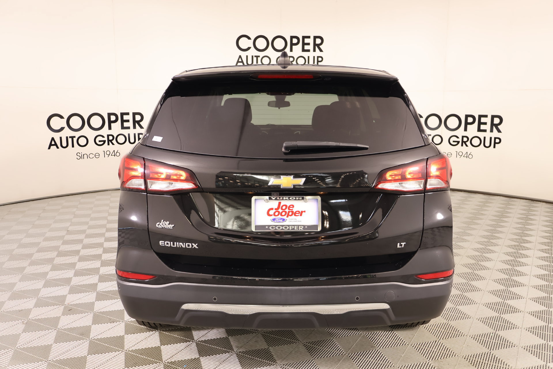 Used 2023 Chevrolet Equinox LT w/ LPO, Floor Liner Package FWD image 20