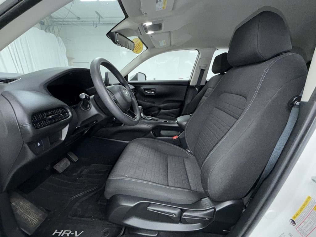 Used 2024 Honda HR-V LX image 11