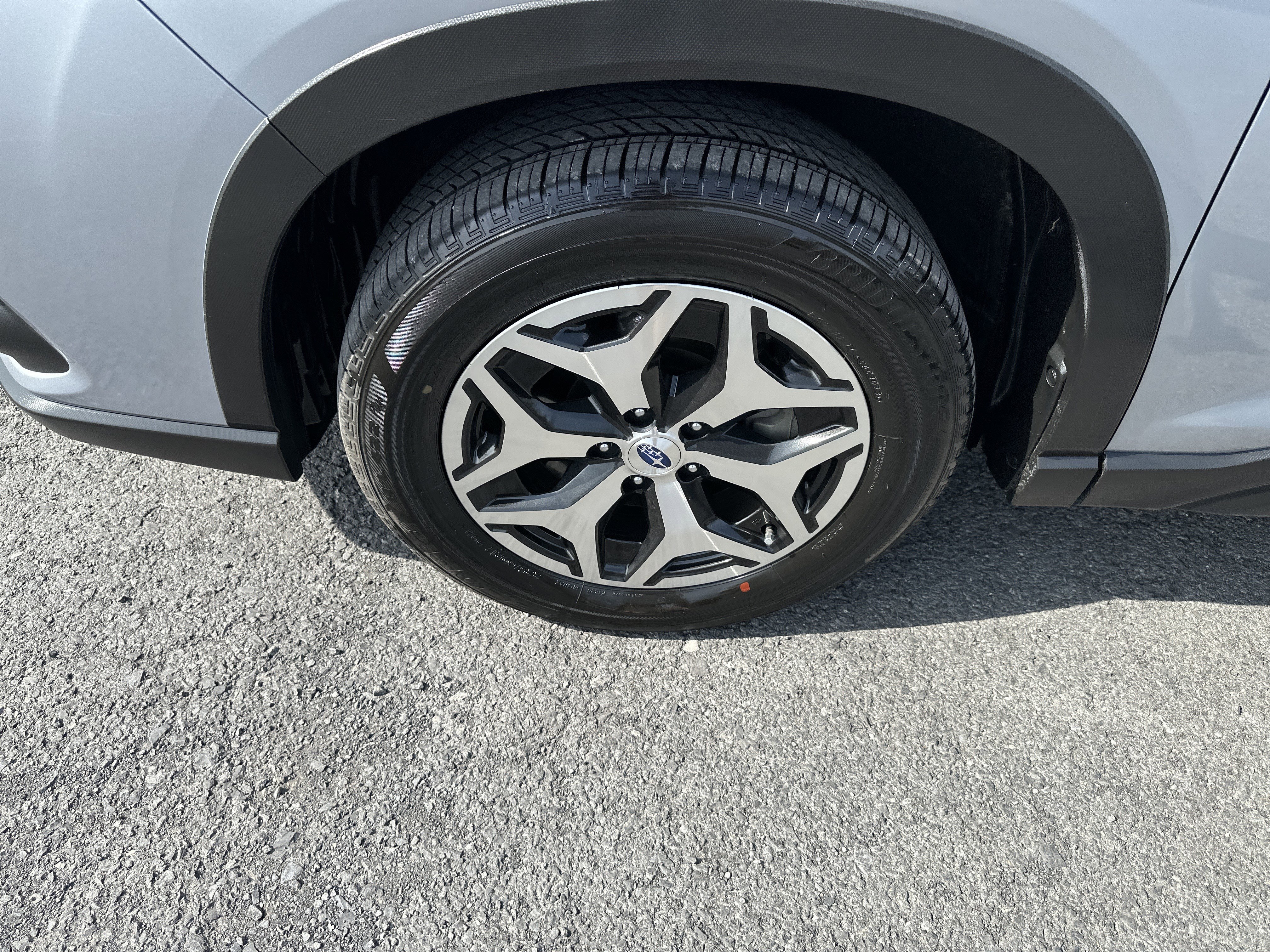 Used 2023 Subaru Forester Premium image 11