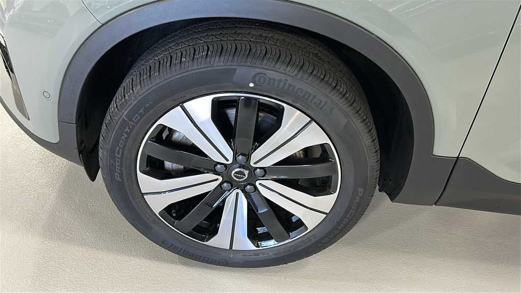 Certified 2023 Volvo XC40 Recharge Plus w/ Protection Package Premier AWD/4WD image 8