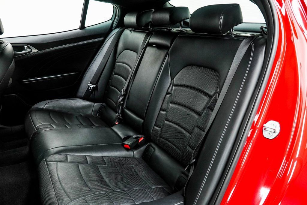 Used 2023 Kia Stinger GT2 RWD image 42
