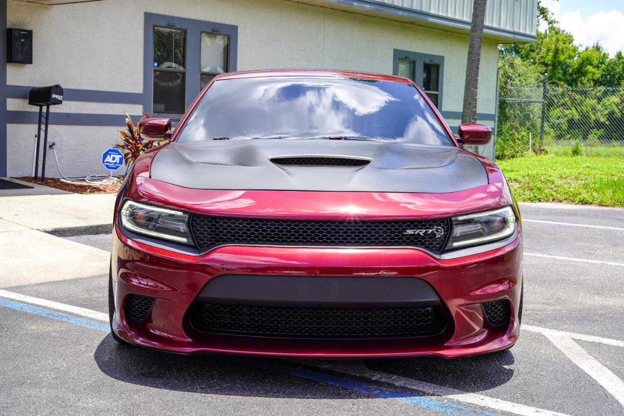 Used 2018 Dodge Charger SRT Hellcat w/ Harman/Kardon Audio Group RWD image 2