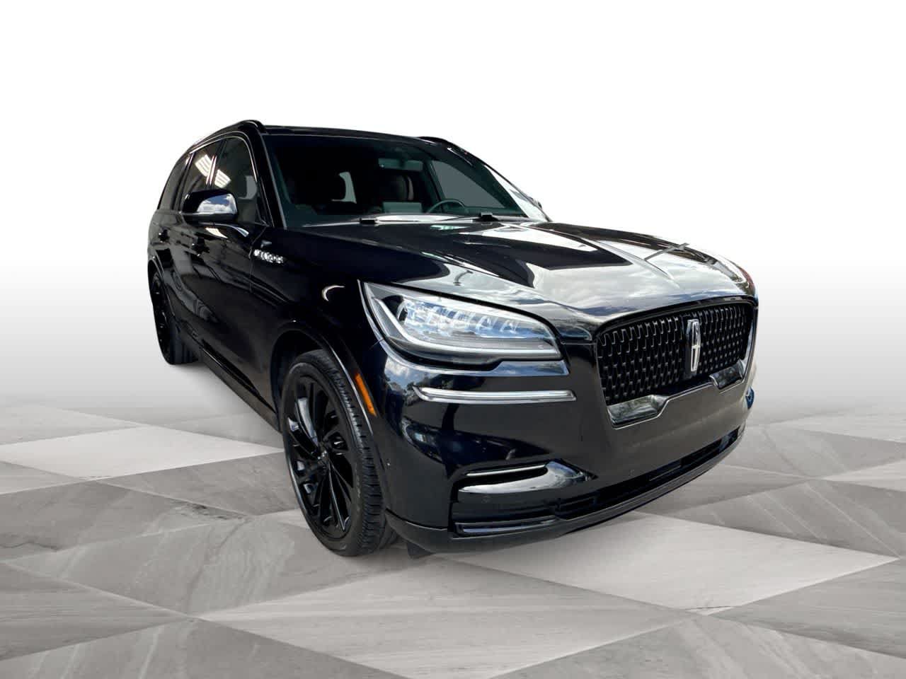 Used 2024 Lincoln Aviator Reserve w/ Equipment Group 201A RWD image 2