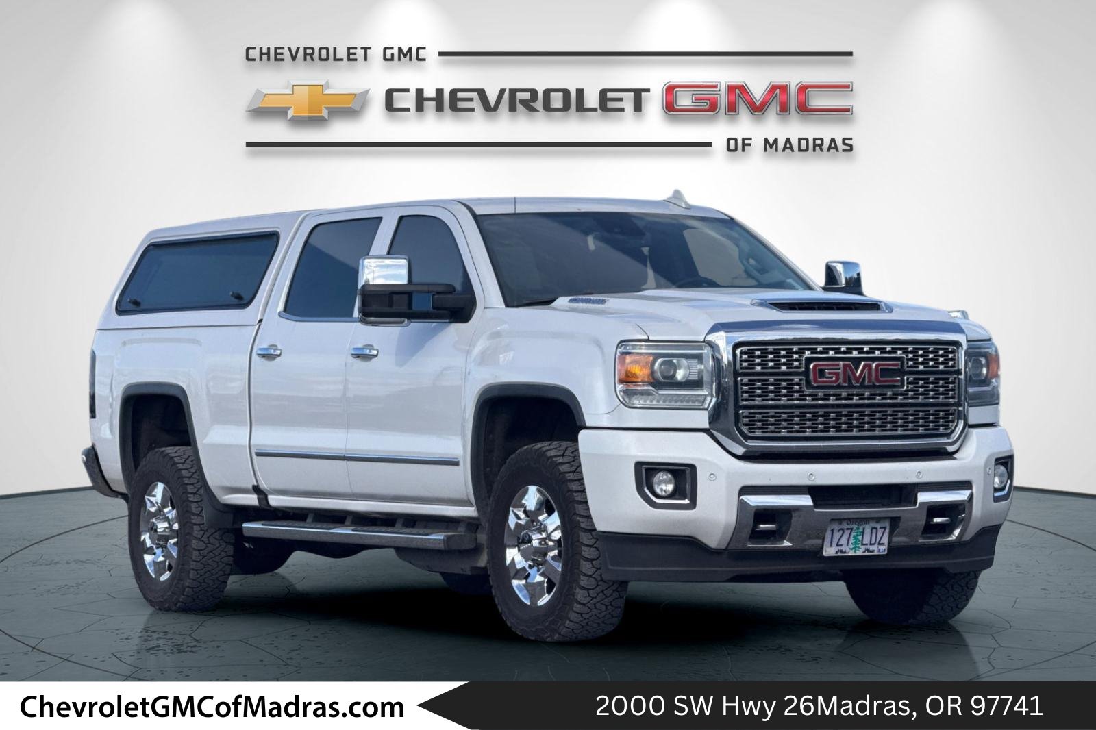 Used 2019 GMC Sierra 3500 Denali w/ Duramax Plus Package AWD/4WD image 1