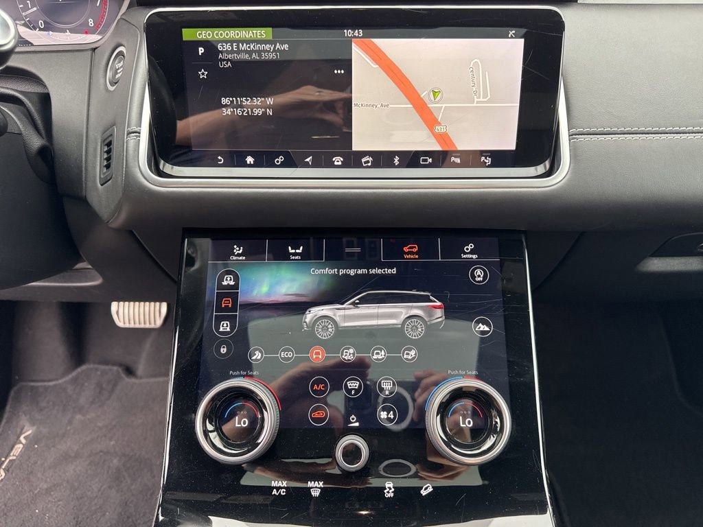 Used 2019 Land Rover Range Rover Velar R-Dynamic HSE image 37