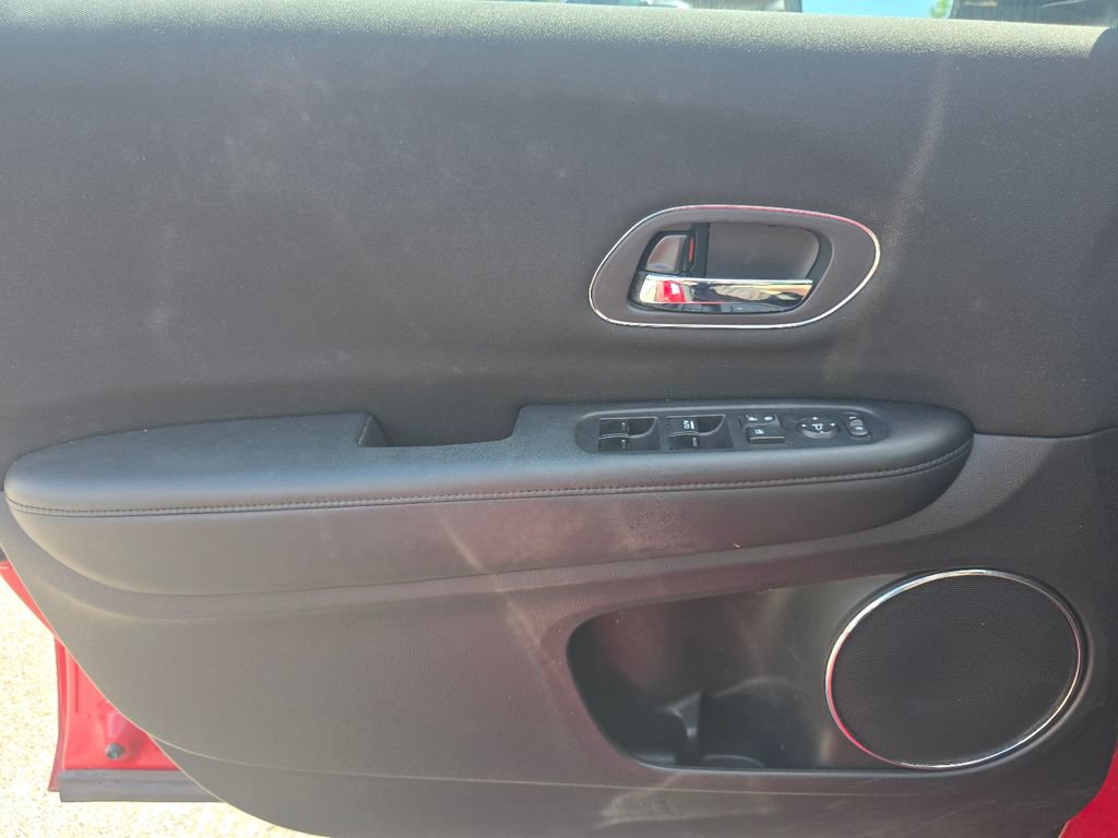 Used 2017 Honda HR-V EX image 22