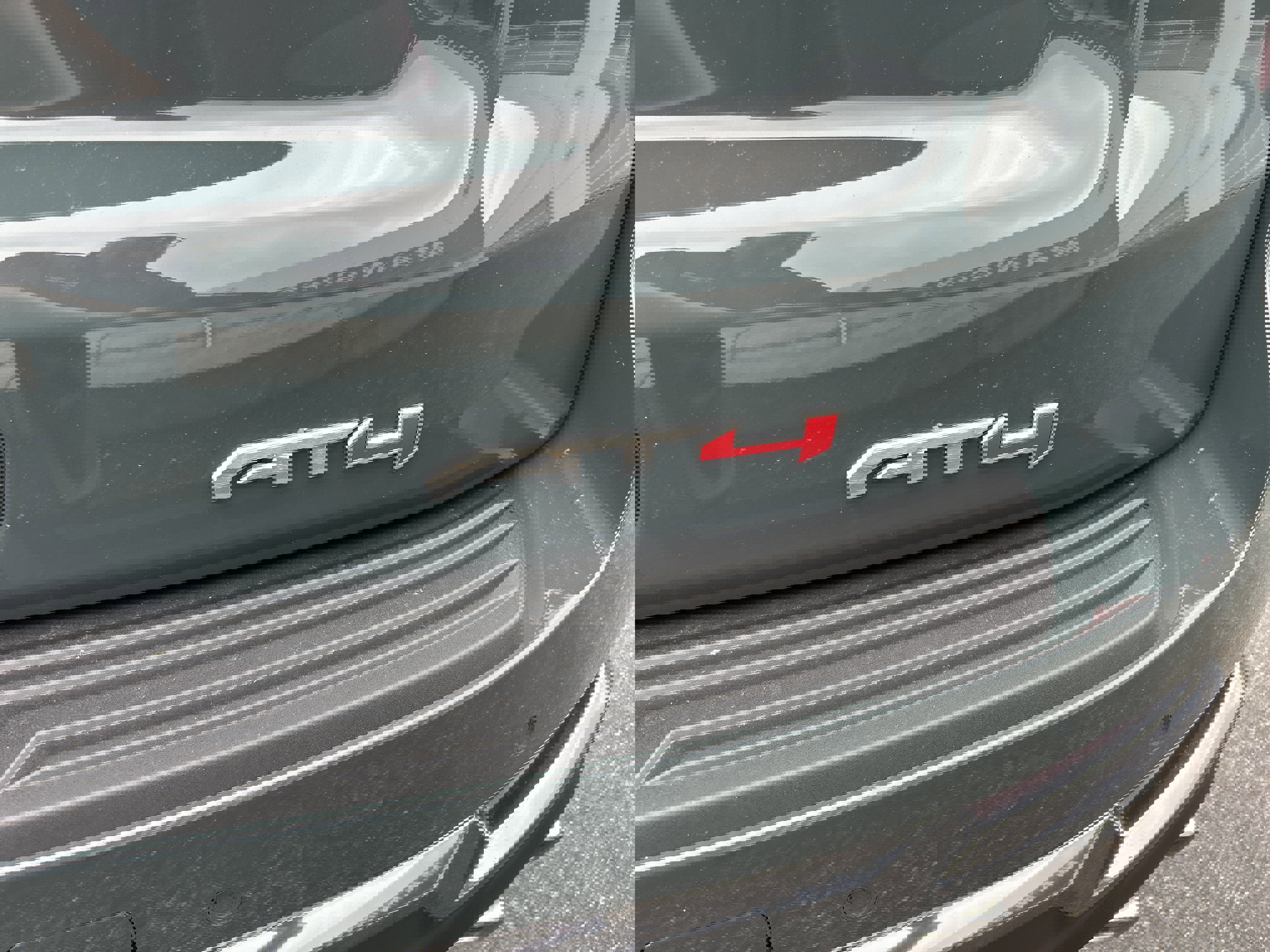 New 2026 GMC Yukon AT4 image 9