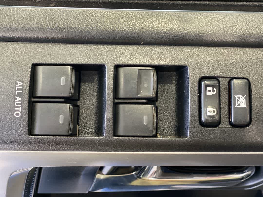 Certified 2019 Toyota 4Runner SR5 Premium AWD/4WD image 16