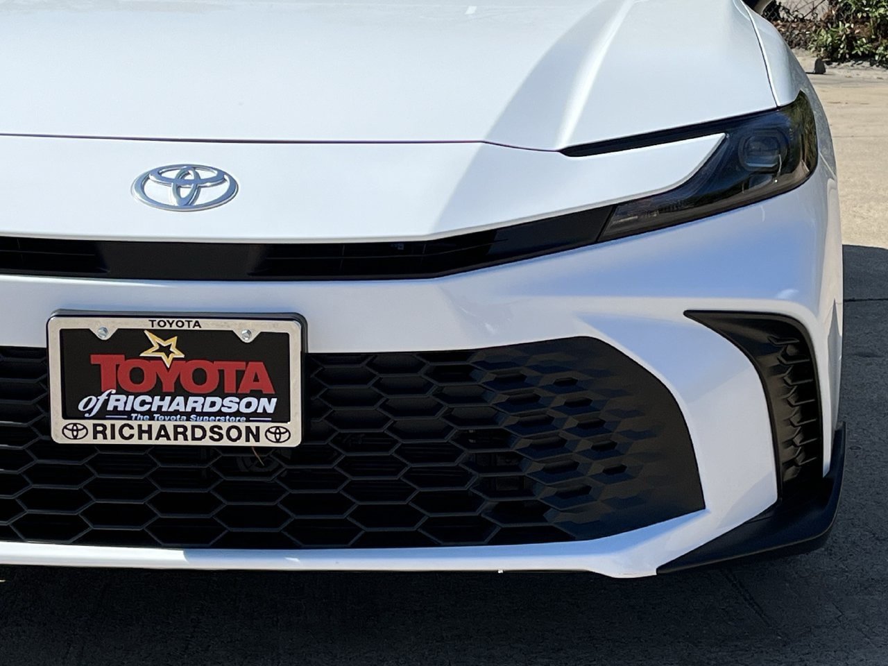 Used 2026 Toyota Camry SE w/ Convenience Package FWD image 8