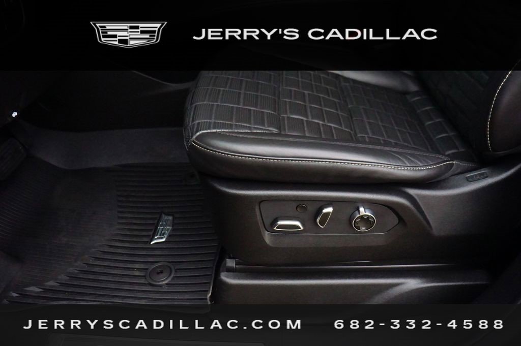 Certified 2023 Cadillac Escalade ESV Sport Platinum w/ LPO, ONYX Package AWD/4WD image 18