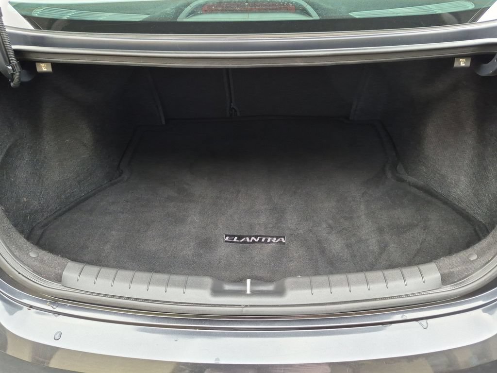Used 2020 Hyundai Elantra Value Edition FWD image 19