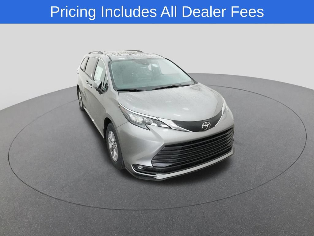 New 2026 Toyota Sienna XLE FWD image 14