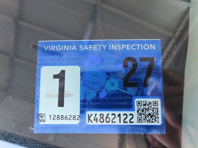 Used 2024 Toyota Sienna LE image 33