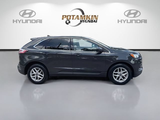 Used 2021 Ford Edge SEL w/ Convenience Package AWD/4WD image 4