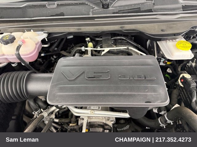 Used 2025 RAM 1500 Tradesman w/ Night Edition AWD/4WD image 9