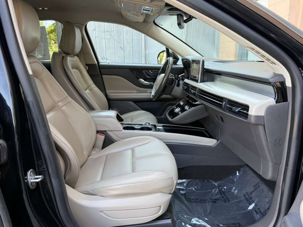 Used 2020 Lincoln Corsair AWD w/ Equipment Group 101A image 16