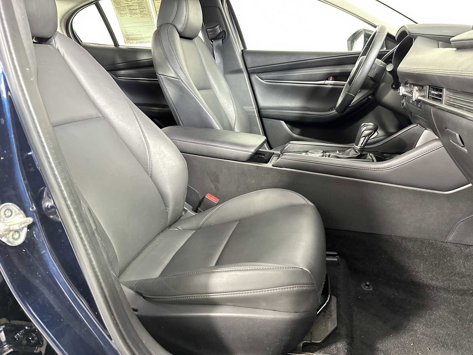 Used 2024 MAZDA MAZDA3 s image 26