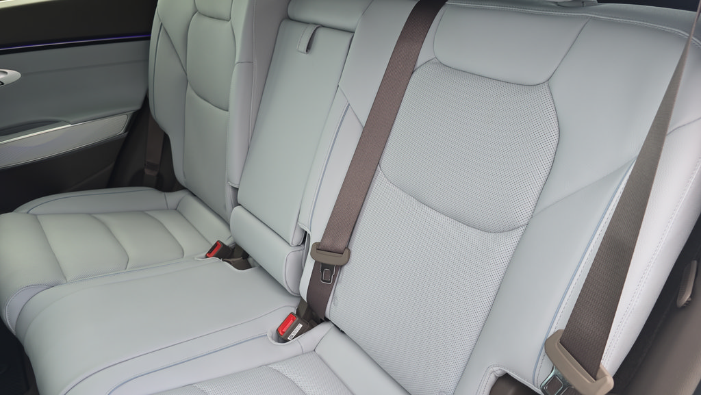 New 2026 Genesis GV70 2.5T Advanced AWD/4WD image 10