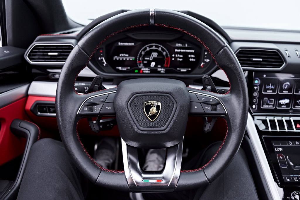 Used 2023 Lamborghini Urus S AWD/4WD image 64