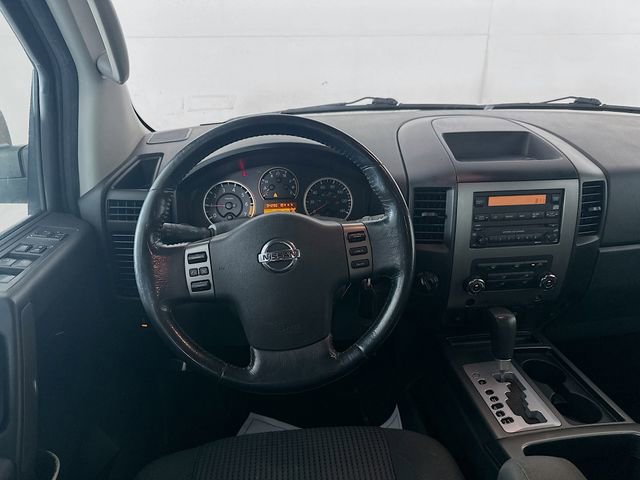 Used 2010 Nissan Titan SE w/ SE Value Truck Pkg image 20