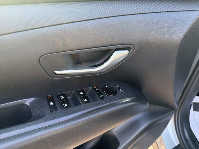 Used 2025 Hyundai Tucson SEL FWD image 23