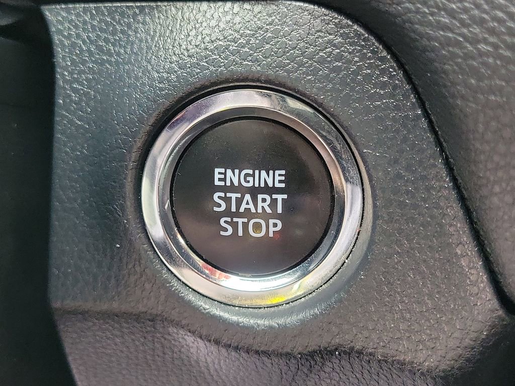 Used 2023 Toyota RAV4 XLE Premium image 33