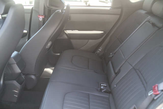 New 2027 Kia Seltos X-Line S AWD/4WD image 10