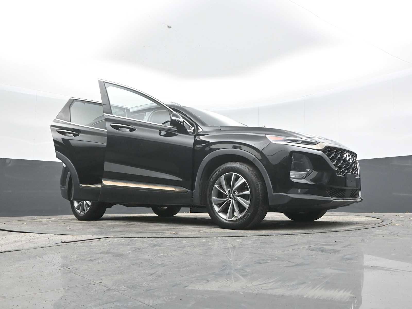 Used 2019 Hyundai Santa Fe Limited image 59