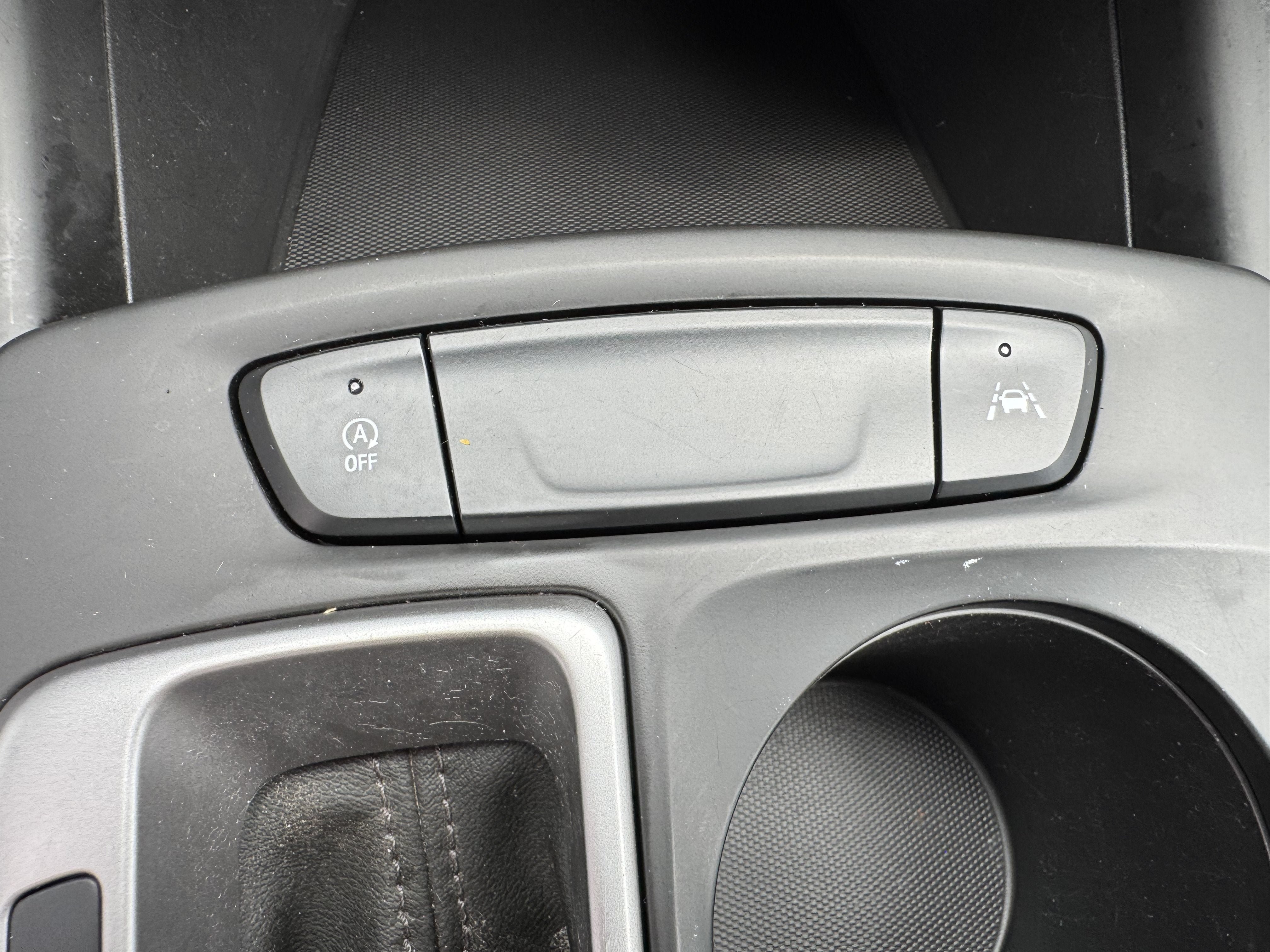 Used 2024 Chevrolet Trax LS w/ LS Convenience Package FWD image 40