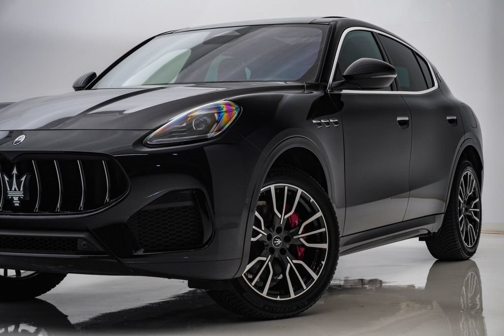 Used 2025 Maserati Grecale GT AWD/4WD image 2