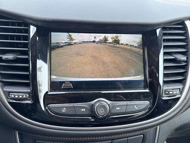 Used 2018 Chevrolet Trax LT w/ LT Convenience Package FWD image 53