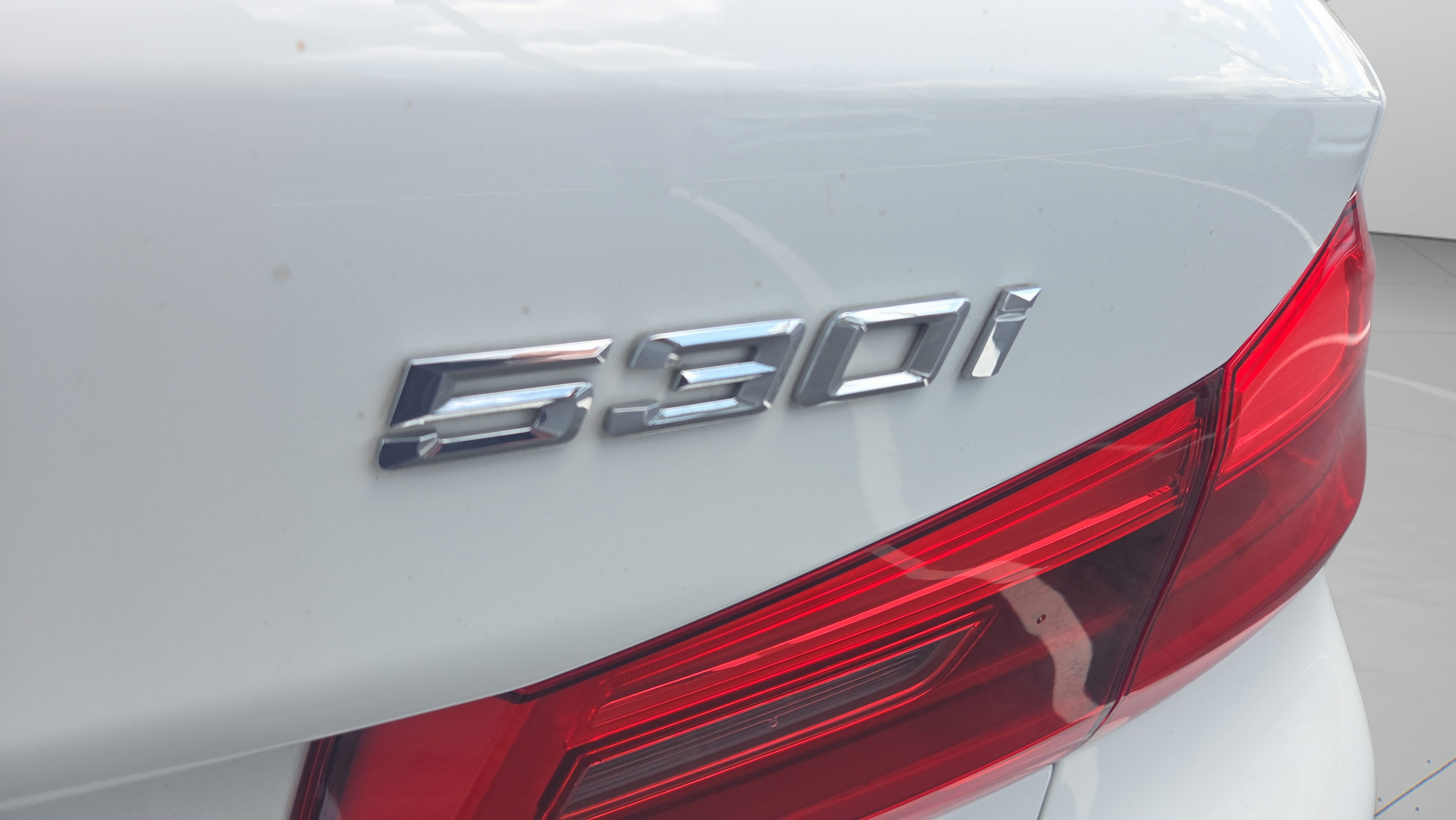 Used 2020 BMW 530i w/ Convenience Package RWD image 37