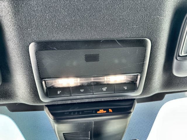 Used 2021 MAZDA MAZDA3 s image 30