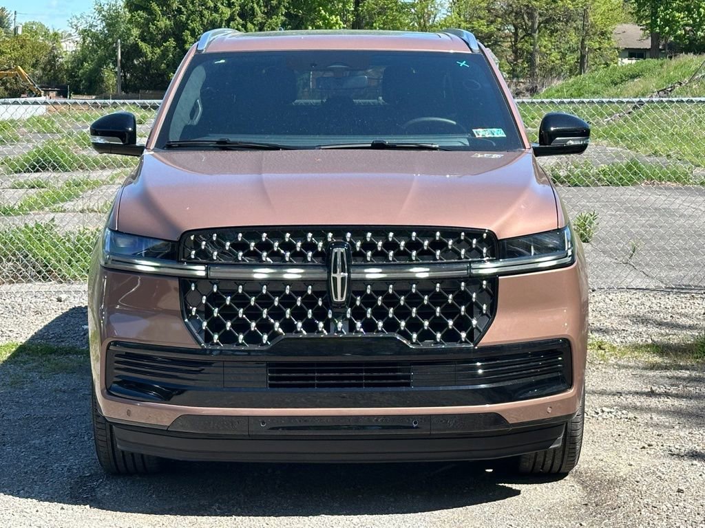New 2026 Lincoln Navigator L Black Label AWD/4WD image 31