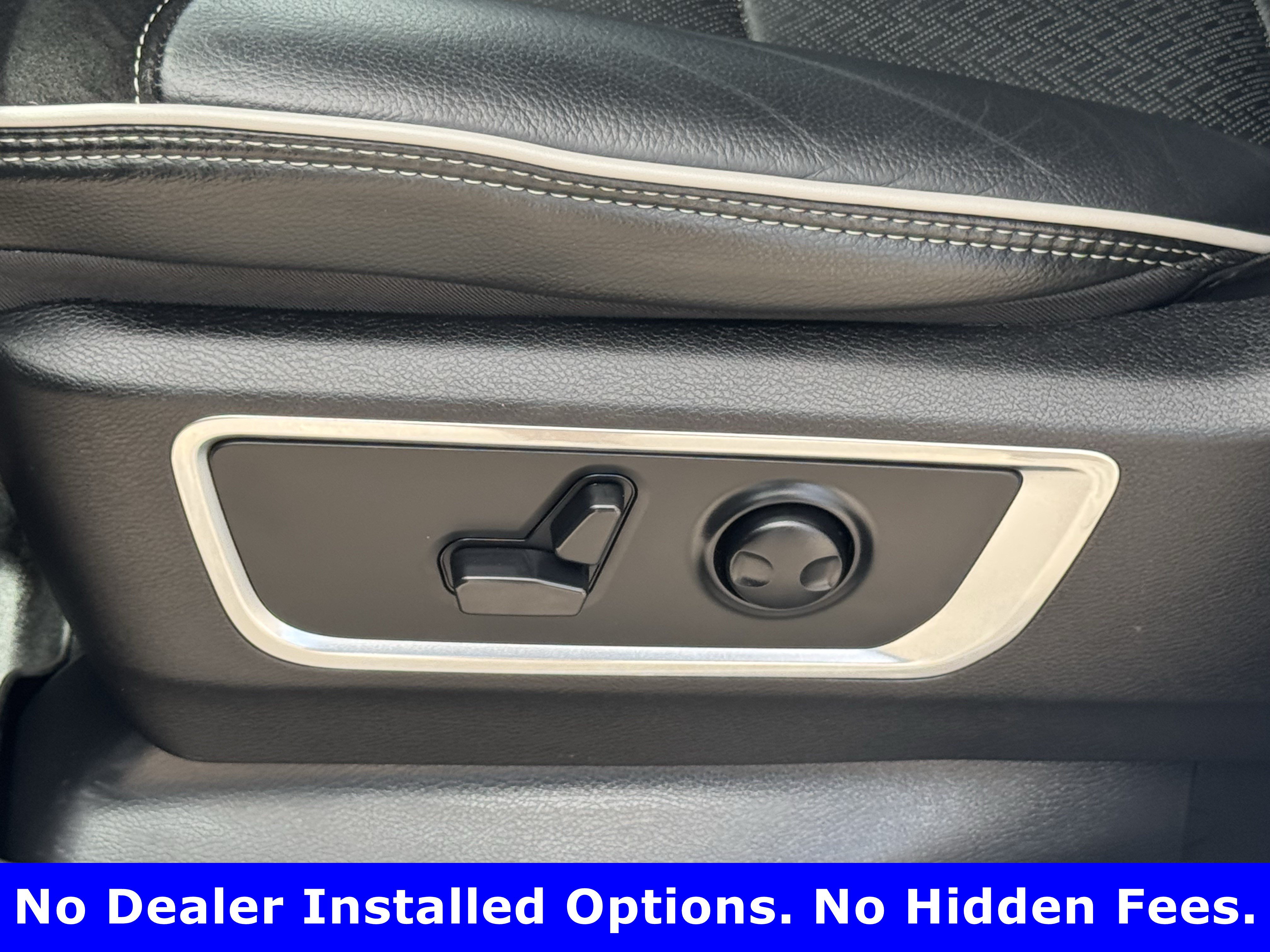 Used 2025 RAM 1500 Laramie w/ Sport Appearance Package AWD/4WD image 23