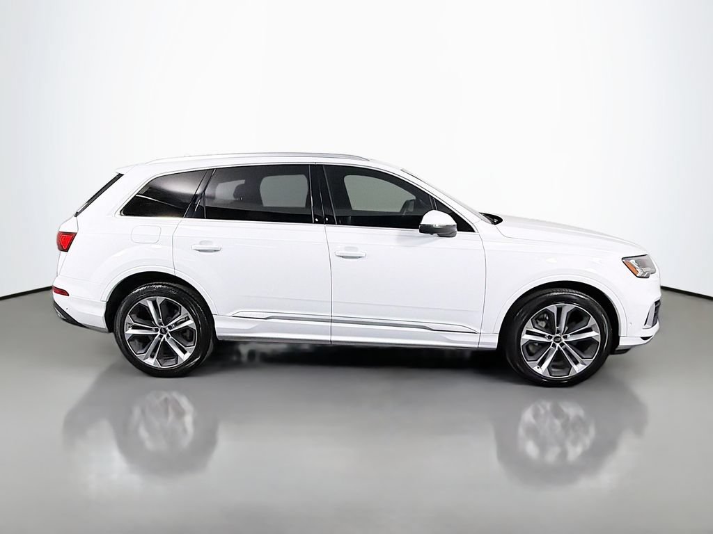 Used 2023 Audi Q7 3.0T Premium Plus w/ Premium Plus Package AWD/4WD image 8