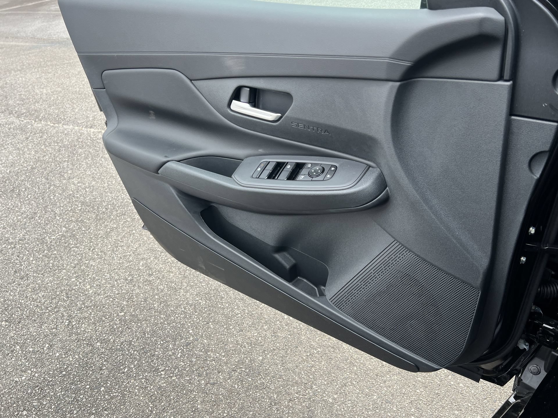 New 2026 Nissan Sentra SV w/ SV Convenience Package FWD image 13