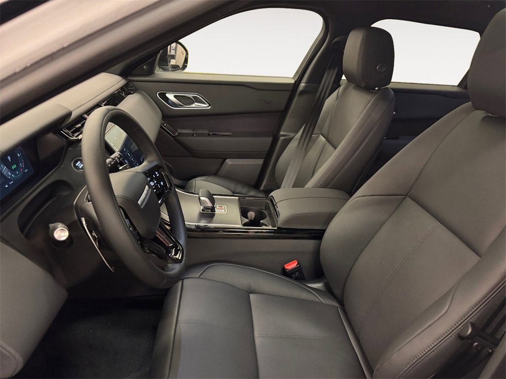 New 2026 Land Rover Range Rover Velar Dynamic SE image 9