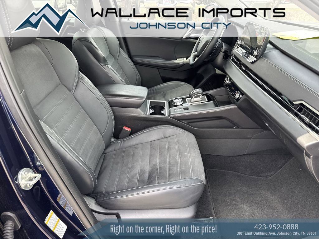 Used 2023 Mitsubishi Outlander SE image 41
