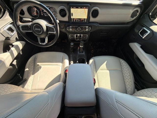 Used 2022 Jeep Wrangler Unlimited Sahara AWD/4WD image 19