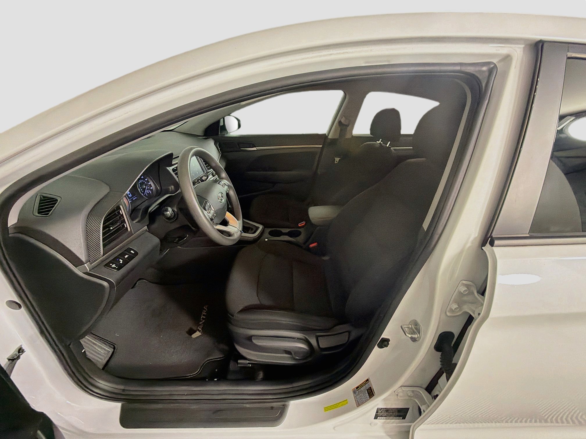 Used 2020 Hyundai Elantra SEL w/ Cargo Package (C1) FWD image 13