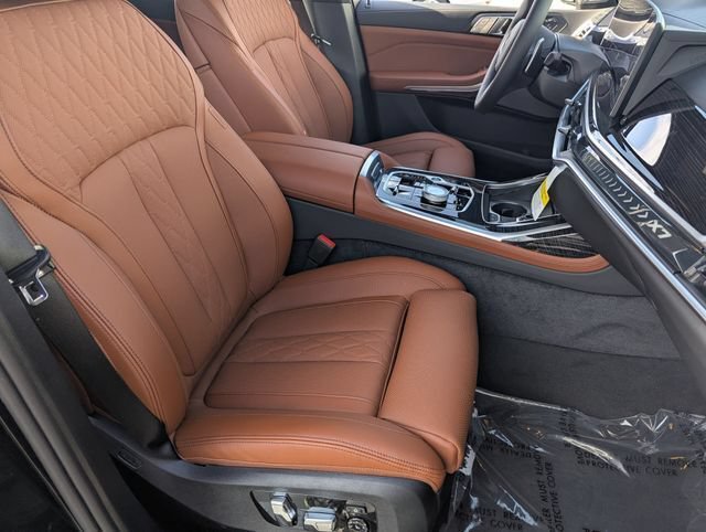 New 2027 BMW X7 xDrive40i w/ Executive Package AWD/4WD image 12