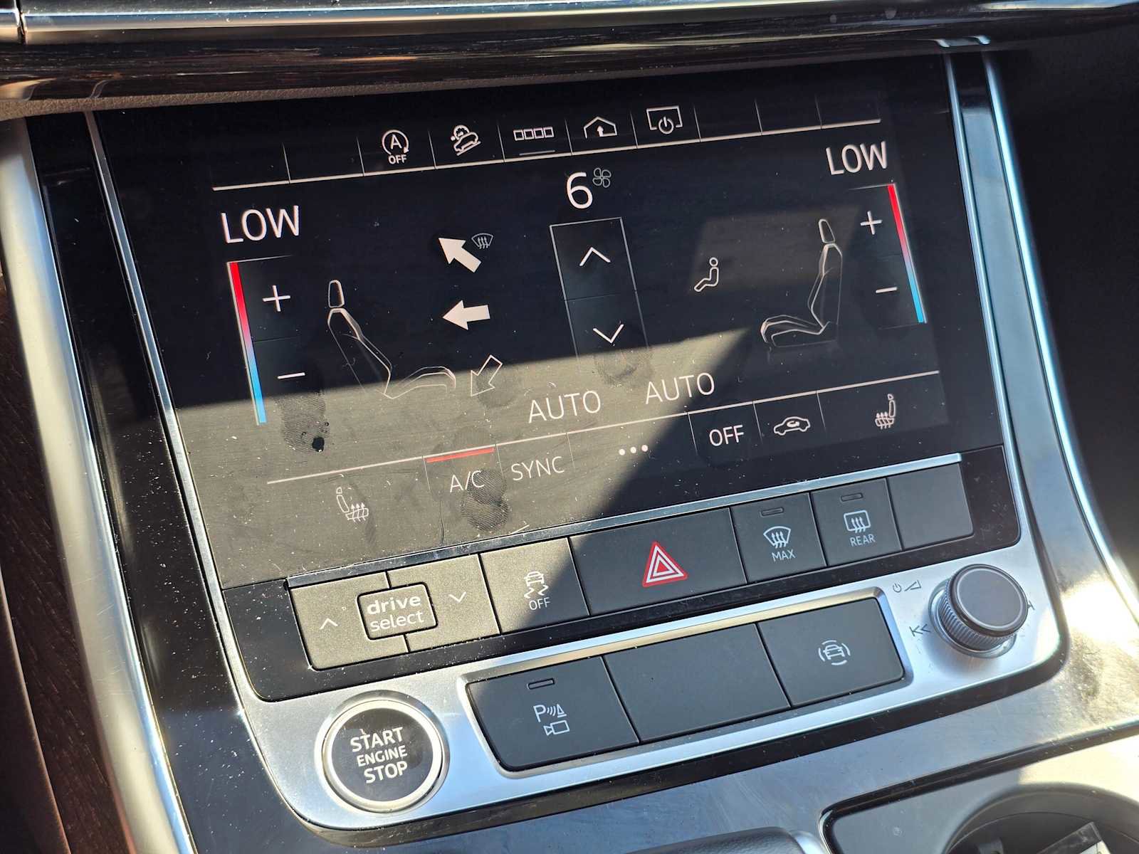 Used 2025 Audi Q7 2.0T Premium w/ Convenience Package image 34