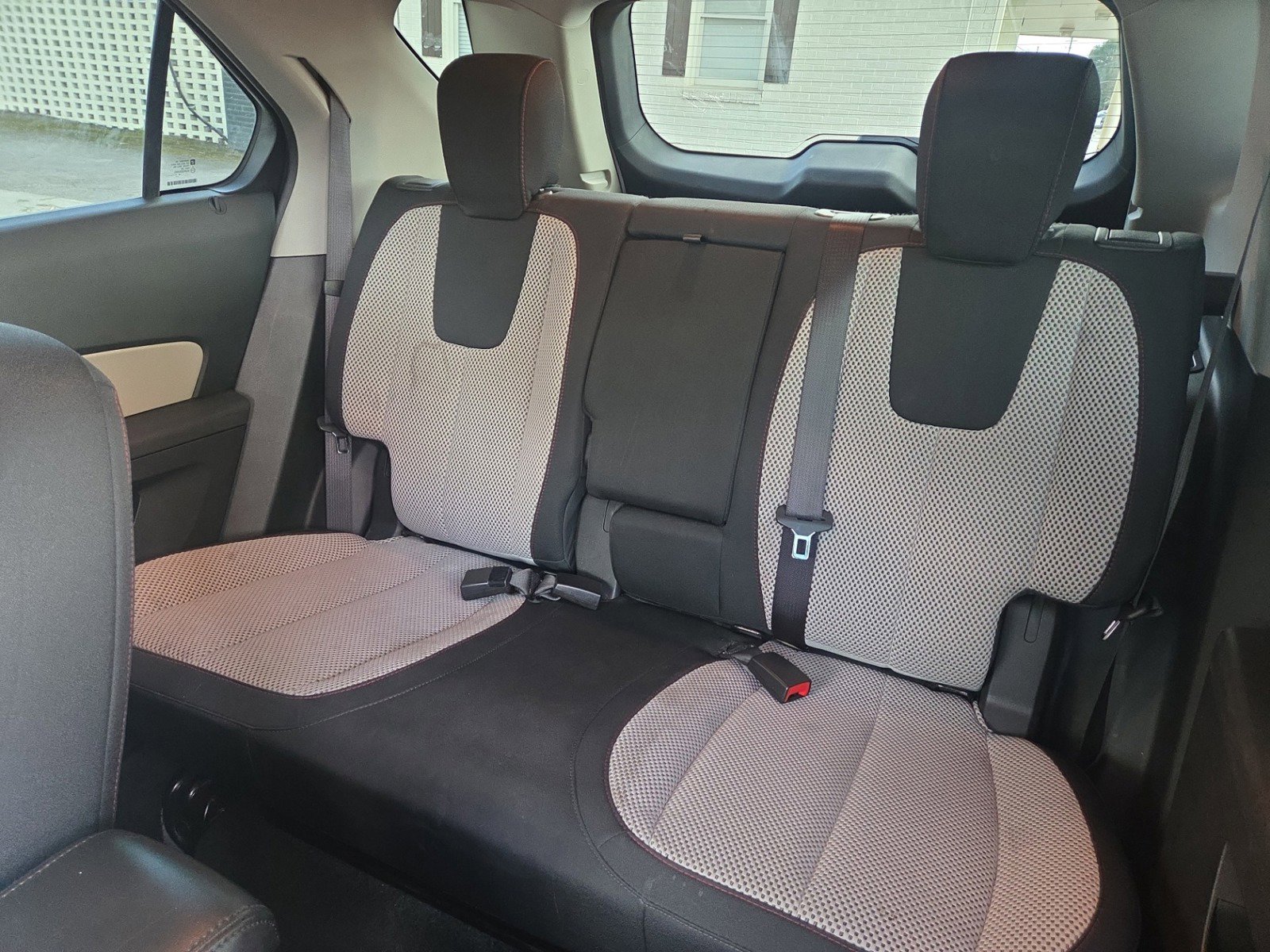 Used 2017 Chevrolet Equinox LT FWD image 13