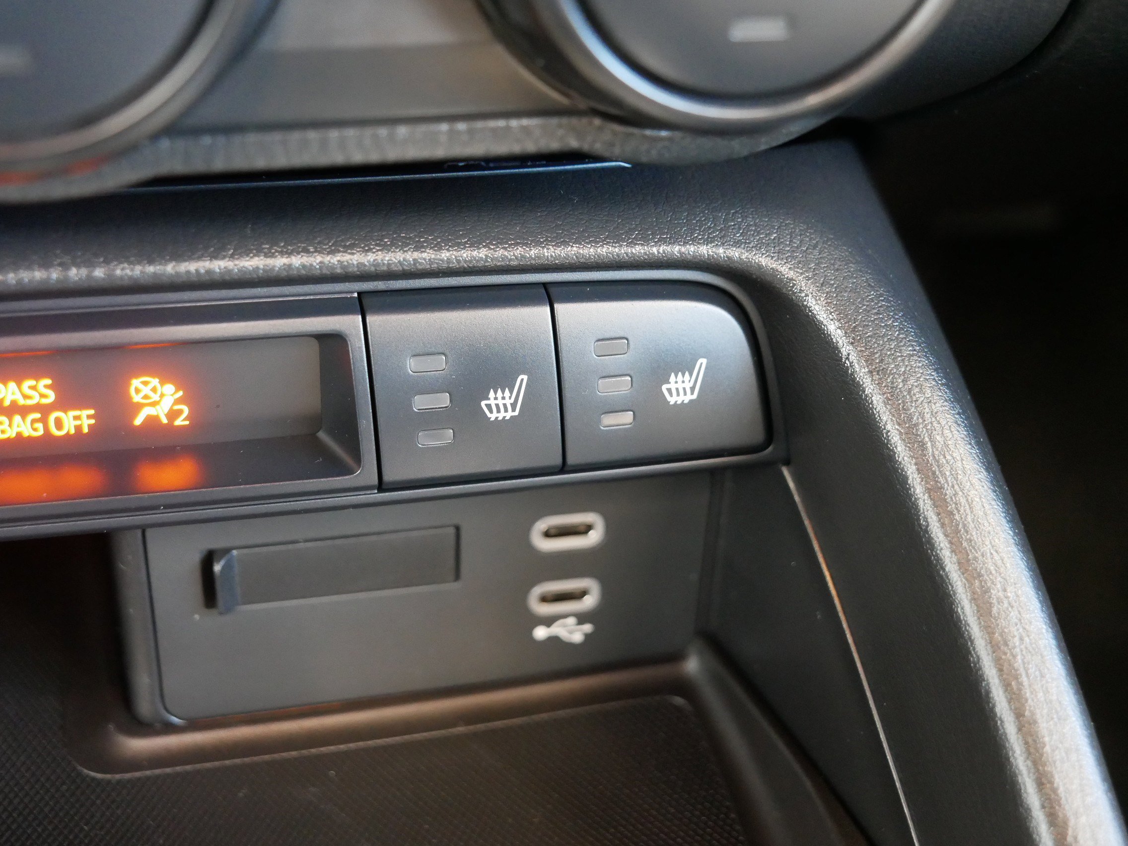 Used 2024 MAZDA MX-5 Miata Club image 28