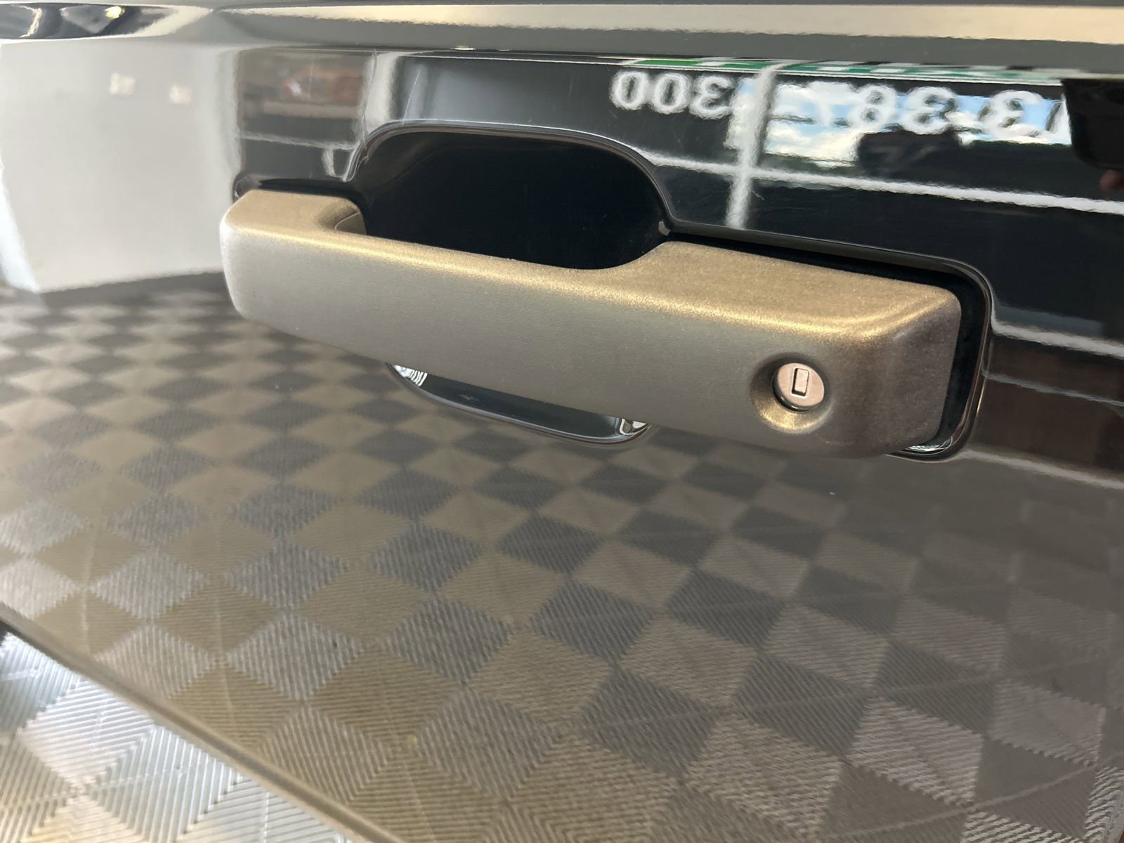 Used 2022 Ford Bronco 4-Door image 9