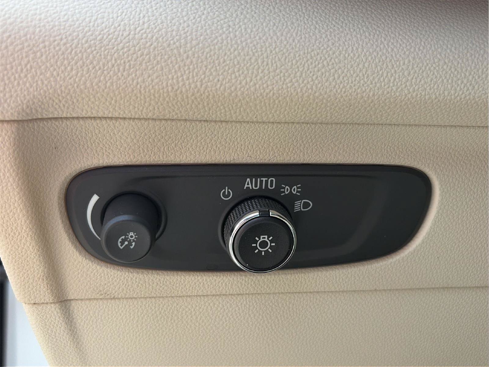 Certified 2023 Buick Envision Essence AWD/4WD image 29