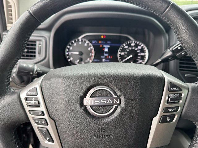 Used 2024 Nissan Titan SV w/ SV Convenience Package RWD image 22