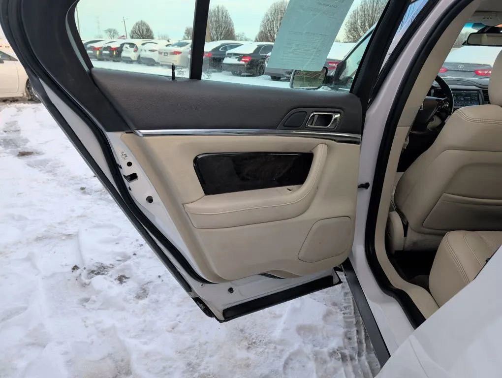 Used 2015 Lincoln MKS AWD w/ Equipment Group 101A image 14